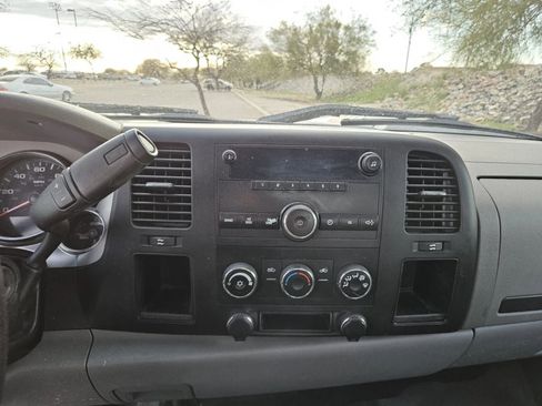 Used 2014 Chevrolet Silverado 3500 W/T image 25