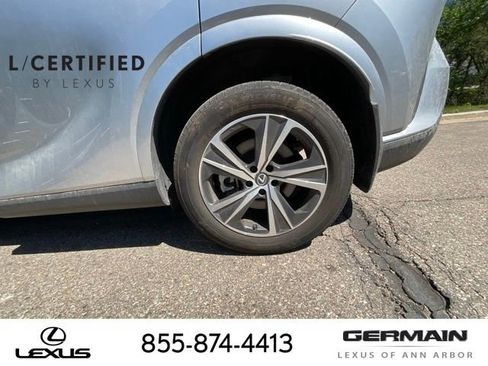 Used 2023 Lexus RX 350 Premium w/ Accessory Package AWD/4WD image 24