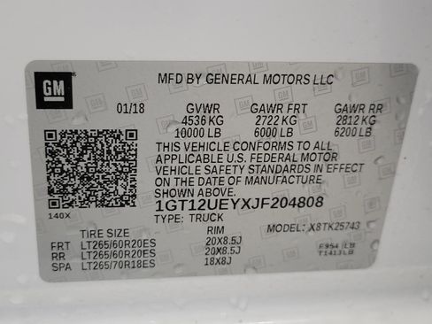 Used 2018 GMC Sierra 2500 Denali w/ Duramax Plus Package AWD/4WD image 28