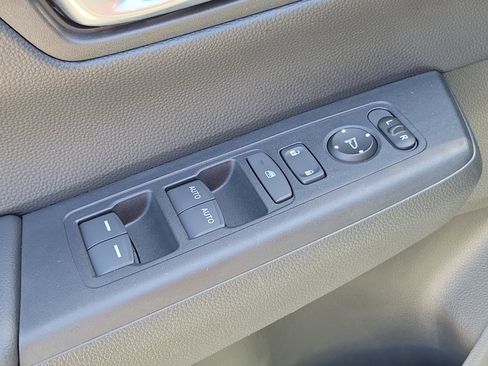 Used 2023 Honda CR-V Sport image 23