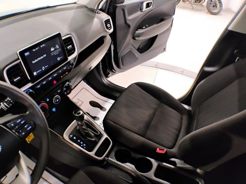 Used 2021 Hyundai Venue SE image 83