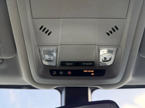 Used 2019 GMC Terrain SLT AWD/4WD image 37