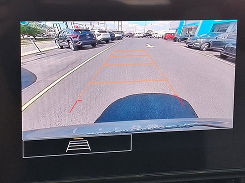 Used 2025 Chevrolet Trax LS image 19