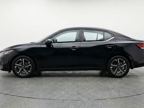 Used 2025 Nissan Sentra SV FWD image 5