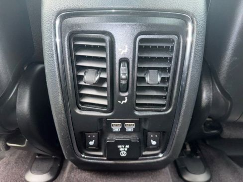 Used 2017 Jeep Grand Cherokee Overland w/ Jeep Active Safety Group AWD/4WD image 18