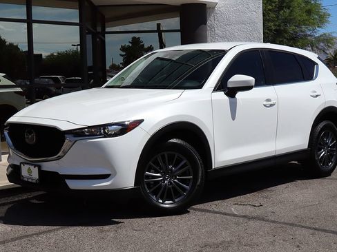 Used 2019 MAZDA CX-5 Touring FWD image 2