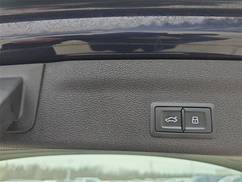 Used 2022 Audi A6 3.0T allroad Premium Plus image 16