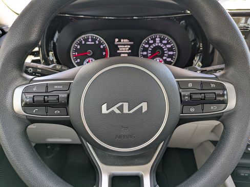 Certified 2022 Kia K5 LXS FWD image 19