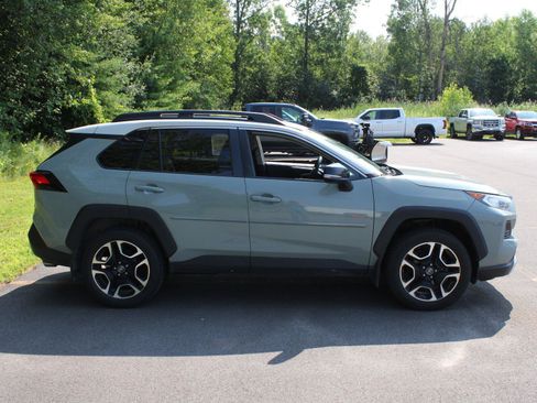 Used 2019 Toyota RAV4 Adventure w/ Cold Weather Package AWD/4WD image 4