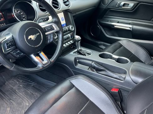 Used 2022 Ford Mustang Premium image 12