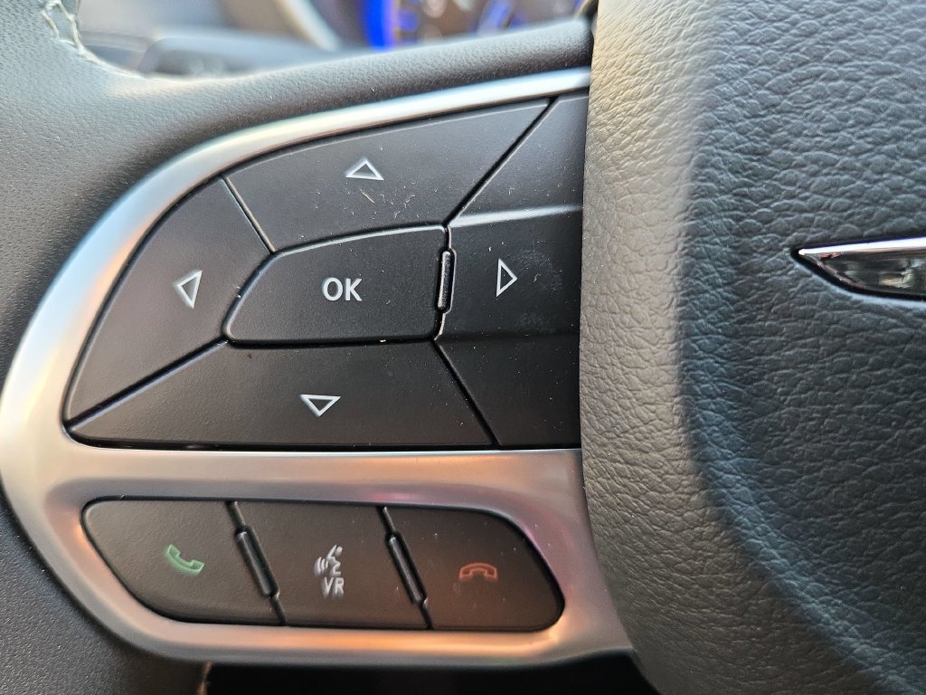 New 2026 Chrysler Pacifica Select FWD image 14