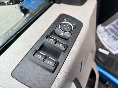 Used 2020 Ford F150 XLT w/ Equipment Group 302A Luxury image 17