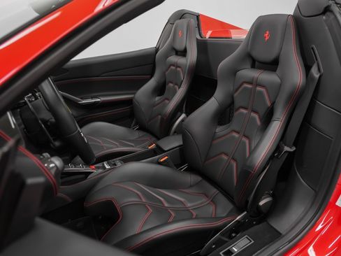 Certified 2018 Ferrari 488 Spider image 4