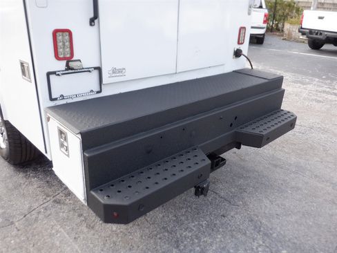 Used 2020 RAM 3500 SLT w/ Quick Order Package 2YG SLT RWD image 4