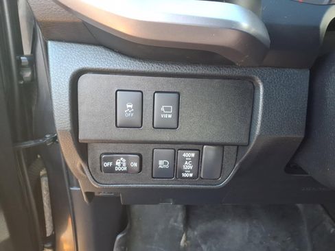 Used 2021 Toyota Tacoma Limited w/ Blackout Package (TMS) image 14