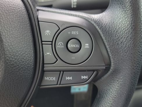 Used 2024 Toyota Corolla LE FWD image 18