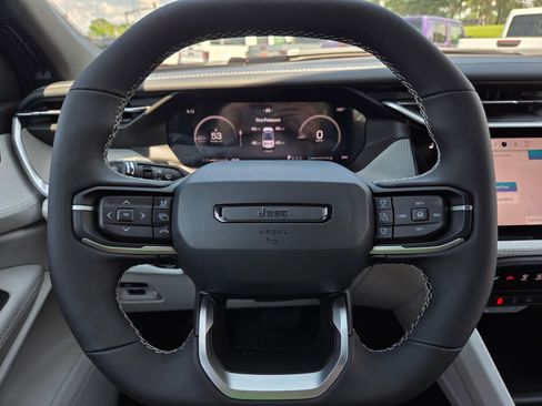 New 2026 Jeep Cherokee Laredo AWD/4WD image 19