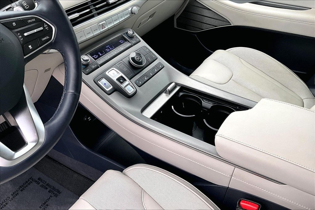 Used 2021 Hyundai Palisade Limited FWD image 12