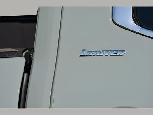 Used 2024 Toyota Tundra Limited AWD/4WD image 27