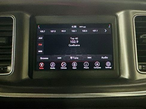 Used 2020 Dodge Charger SXT RWD image 15