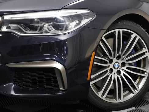 Used 2019 BMW M550i xDrive w/ Premium Package 2 image 3