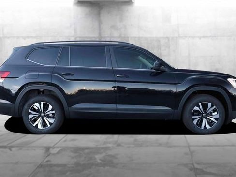 New 2026 Volkswagen Atlas SE image 5