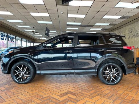 Used 2018 Toyota RAV4 SE w/ Power Extra Value Package image 5