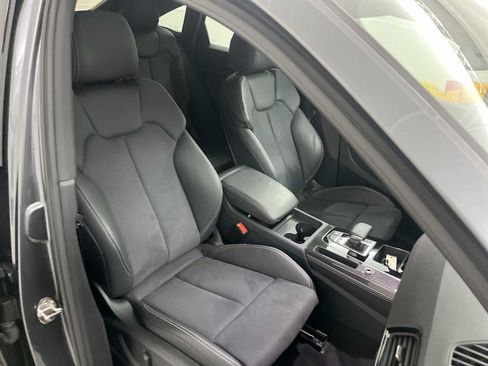Used 2024 Audi SQ5 Premium Plus AWD/4WD image 31