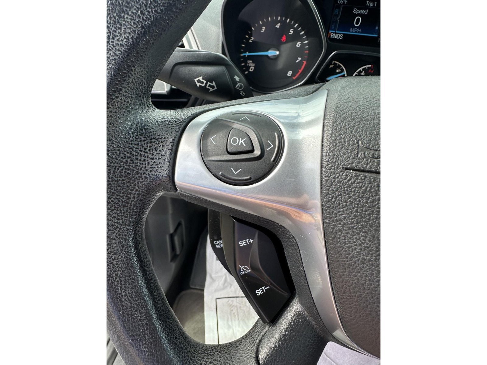 Used 2016 Ford Escape SE w/ Equipment Group 201A FWD image 51