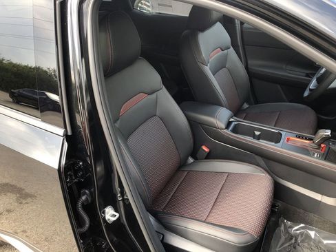 New 2026 Nissan Kicks SR w/ Cold Weather Package AWD/4WD image 19