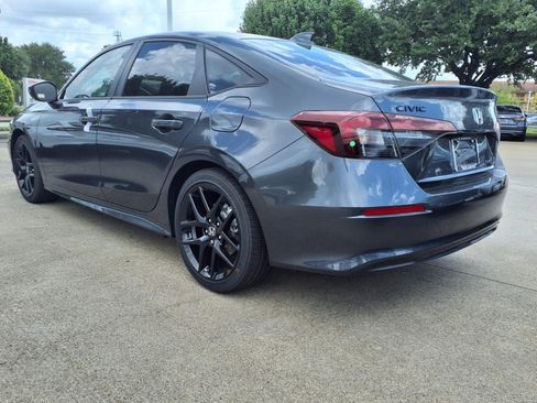 Used 2026 Honda Civic Sport image 2