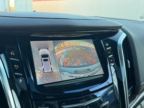 Used 2016 Cadillac Escalade ESV Luxury image 3