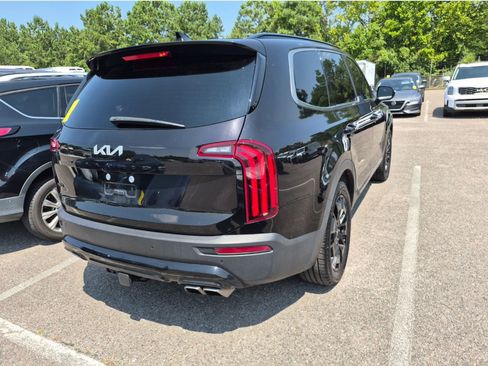Used 2022 Kia Telluride SX w/ Nightfall Edition Package AWD/4WD image 4