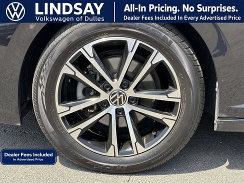 Used 2024 Volkswagen Jetta Sport FWD image 8