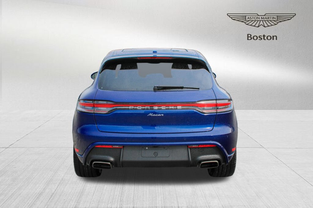 Used 2025 Porsche Macan AWD/4WD image 4
