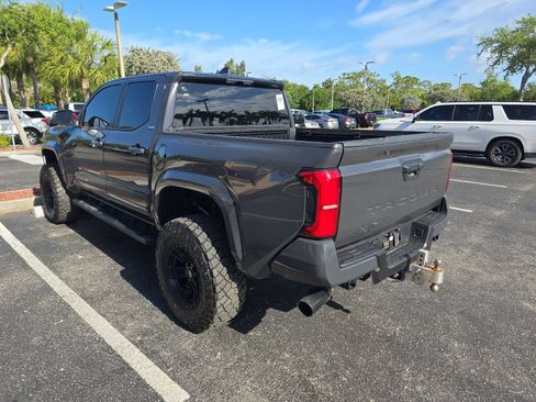 Used 2025 Toyota Tacoma SR5 RWD image 4