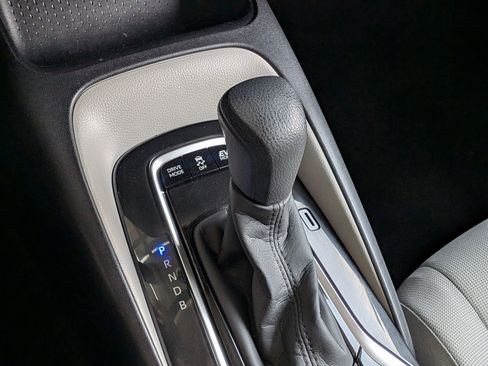 Certified 2022 Toyota Corolla LE image 23