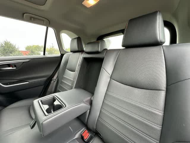 Used 2019 Toyota RAV4 Limited w/ Advanced Technology Package AWD/4WD image 17