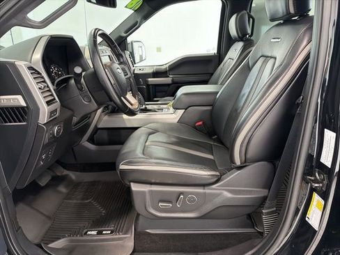 Used 2018 Ford F150 Platinum w/ Equipment Group 701A Luxury image 10