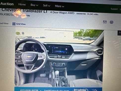 Used 2025 Chevrolet TrailBlazer LT AWD/4WD image 12
