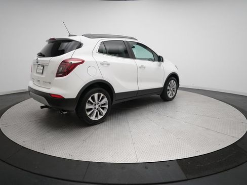 Used 2018 Buick Encore Preferred AWD/4WD image 33