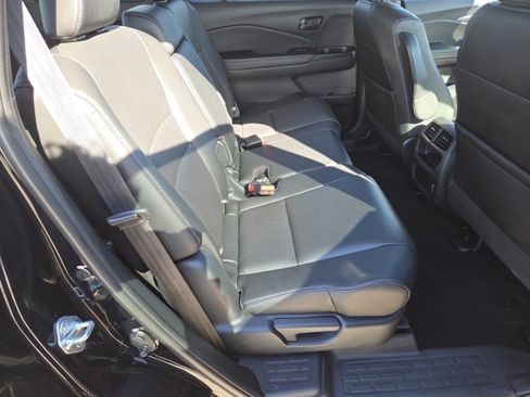 Used 2023 Honda Passport EX-L image 21