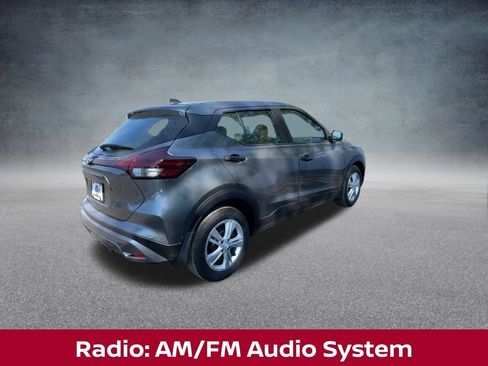 New 2025 Nissan Kicks Play S image 10