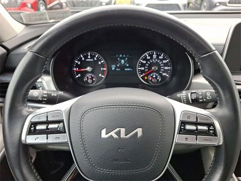 Used 2022 Kia Telluride S image 20