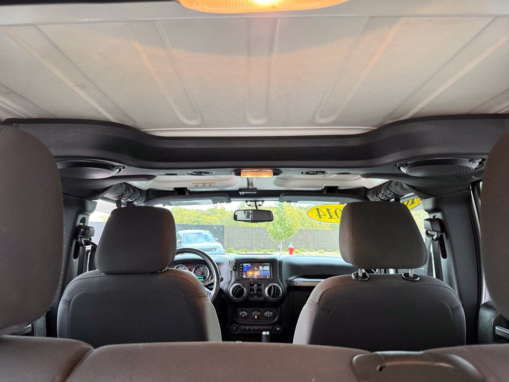 Used 2014 Jeep Wrangler Unlimited Sport w/ Quick Order Package 24S AWD/4WD image 17