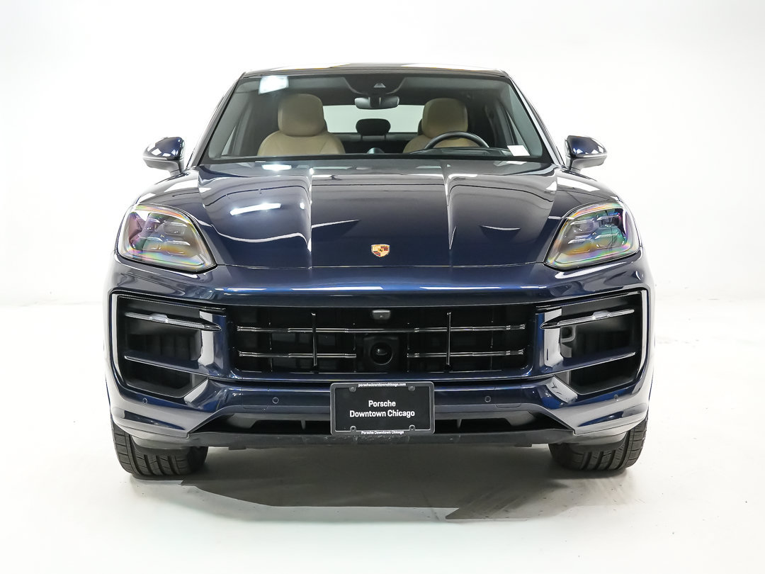 Certified 2026 Porsche Cayenne E-Hybrid Coupe AWD/4WD image 9