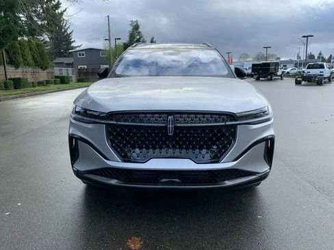 New 2026 Lincoln Nautilus Reserve w/ Jet Appearance Package image 10