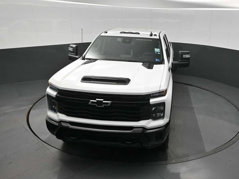 New 2026 Chevrolet Silverado 2500 Custom w/ Custom Value Package image 12