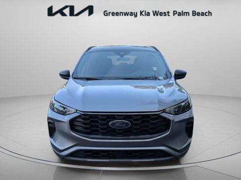 Used 2024 Ford Escape ST-Line w/ Tech Pack #1 image 3