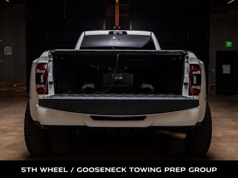 Used 2024 RAM 3500 Big Horn w/ Night Edition image 9